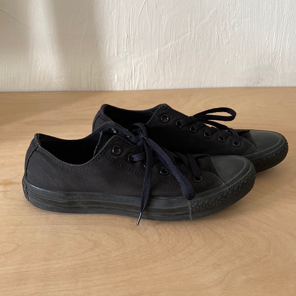 Black low top Converse All Stars